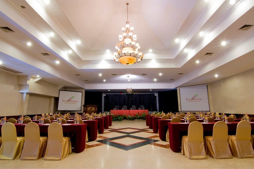 Royal Hotel And Villa Batu Batu  Ngoại thất bức ảnh